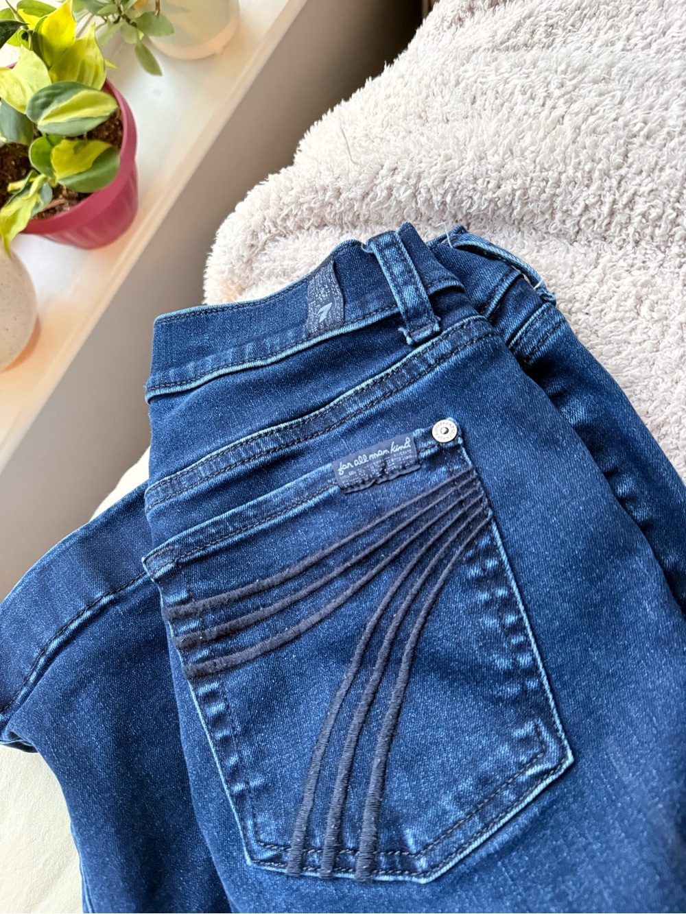 7 For All Mankind Dark Blue Bootcut Jeans - Picture 2 of 4